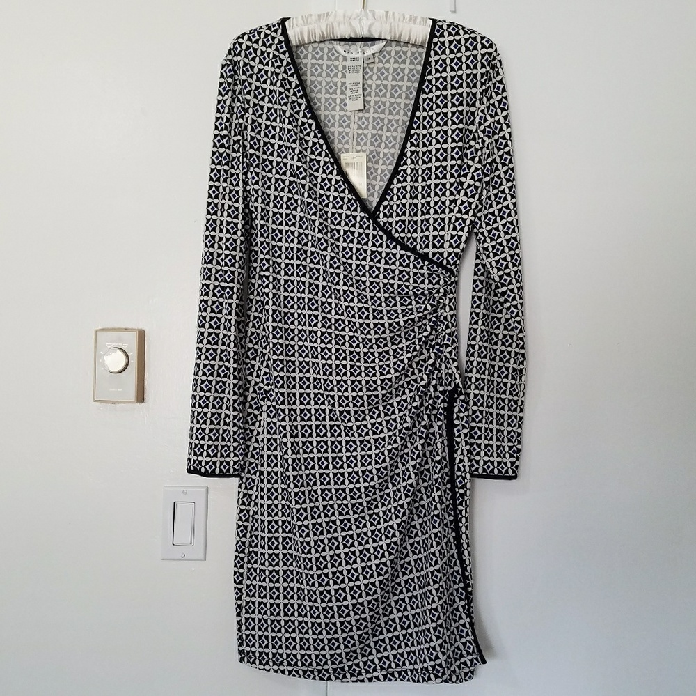 ‼️3 for $12‼️NWT Max Studio Print Long Sleeve Dress